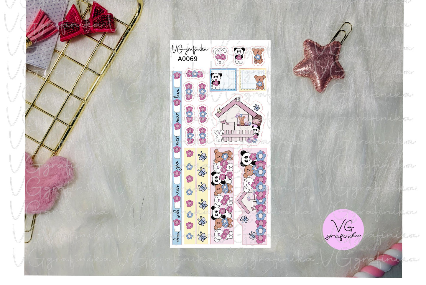 hobonichi weeks A0069 - flowers