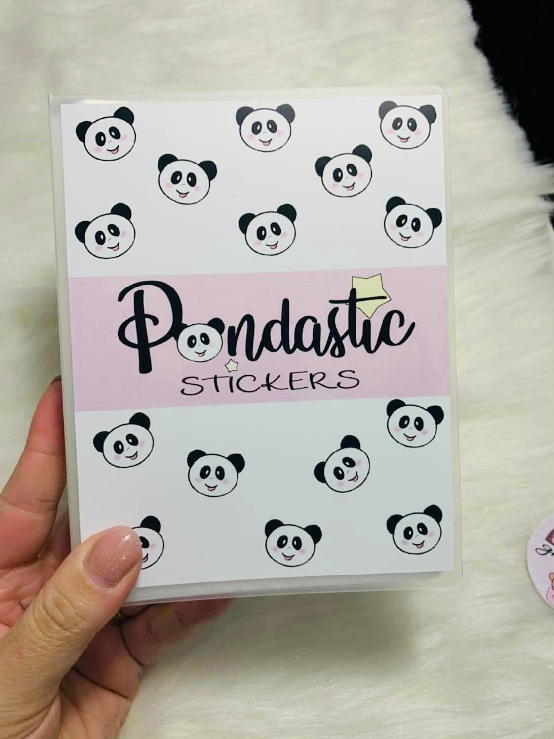 Sticker's Album med.