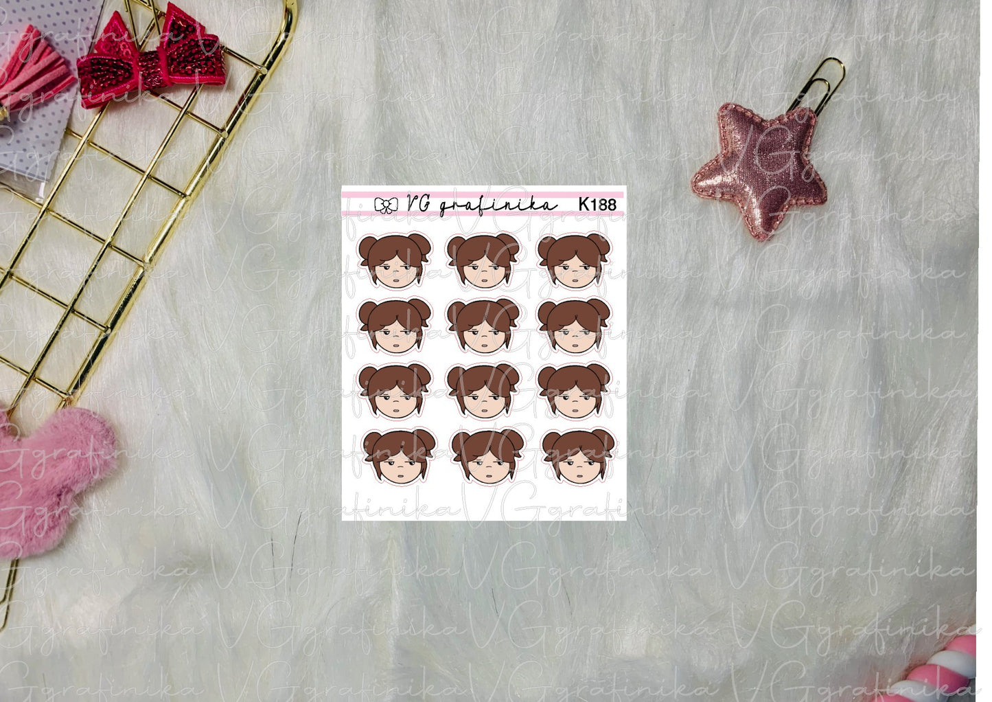 K 188 - emoji Vicky - booo