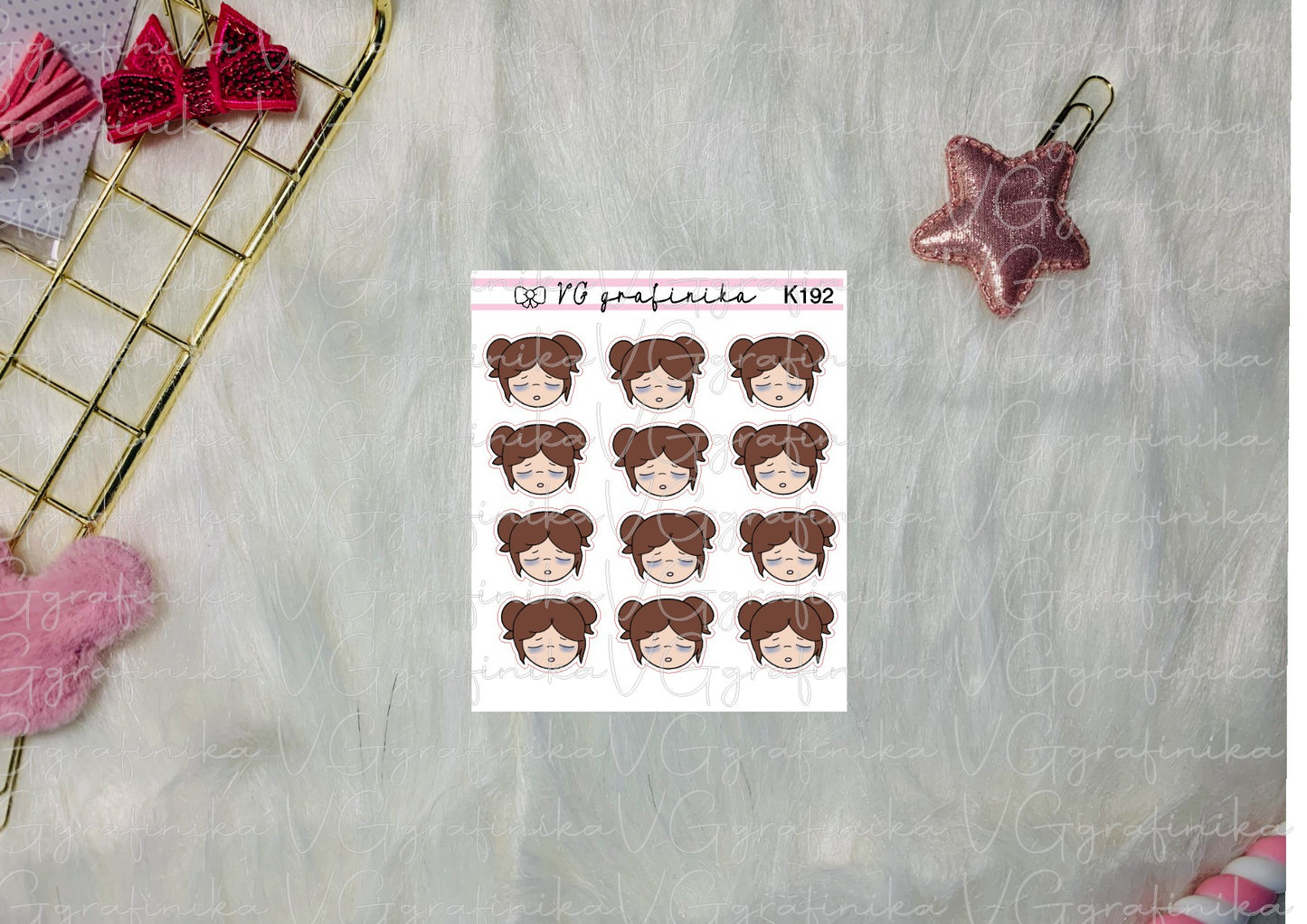 K 192 - emoji Vicky - tired